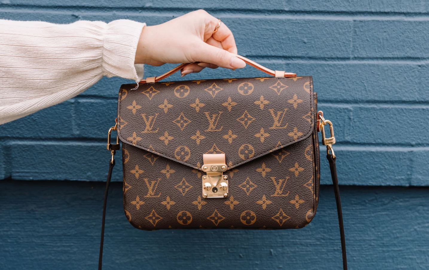 Louis-Vuitton